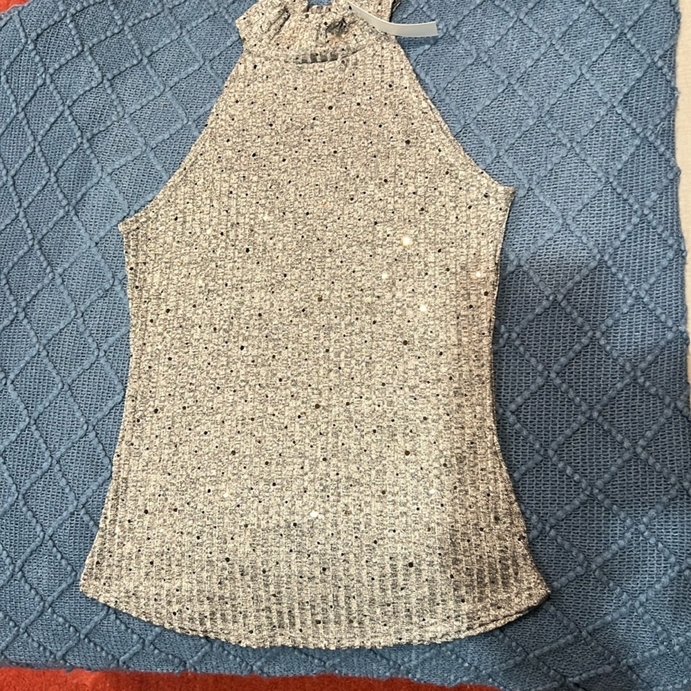 P.O.P dressy top